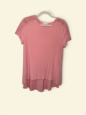 Rio & Rian Pink Lace-Shoulder Short Sleeve Top - Women